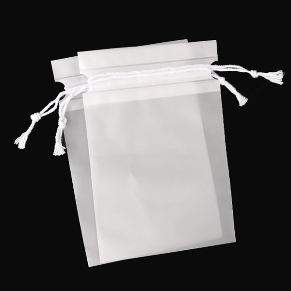 磨砂穿绳束口袋